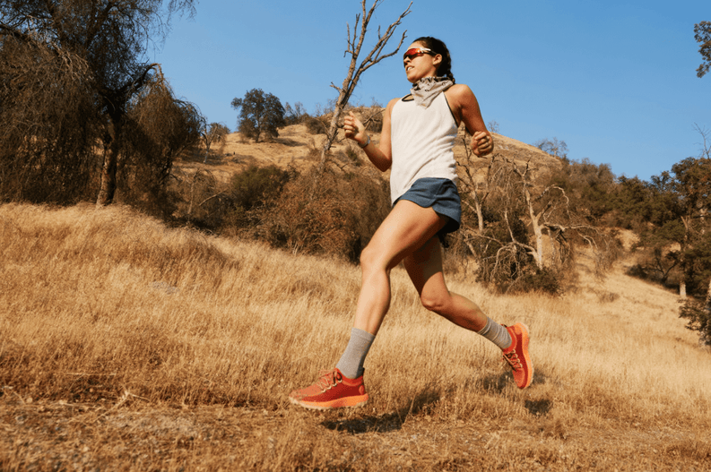 Kristian blummenfelt swim-bike-runs to win